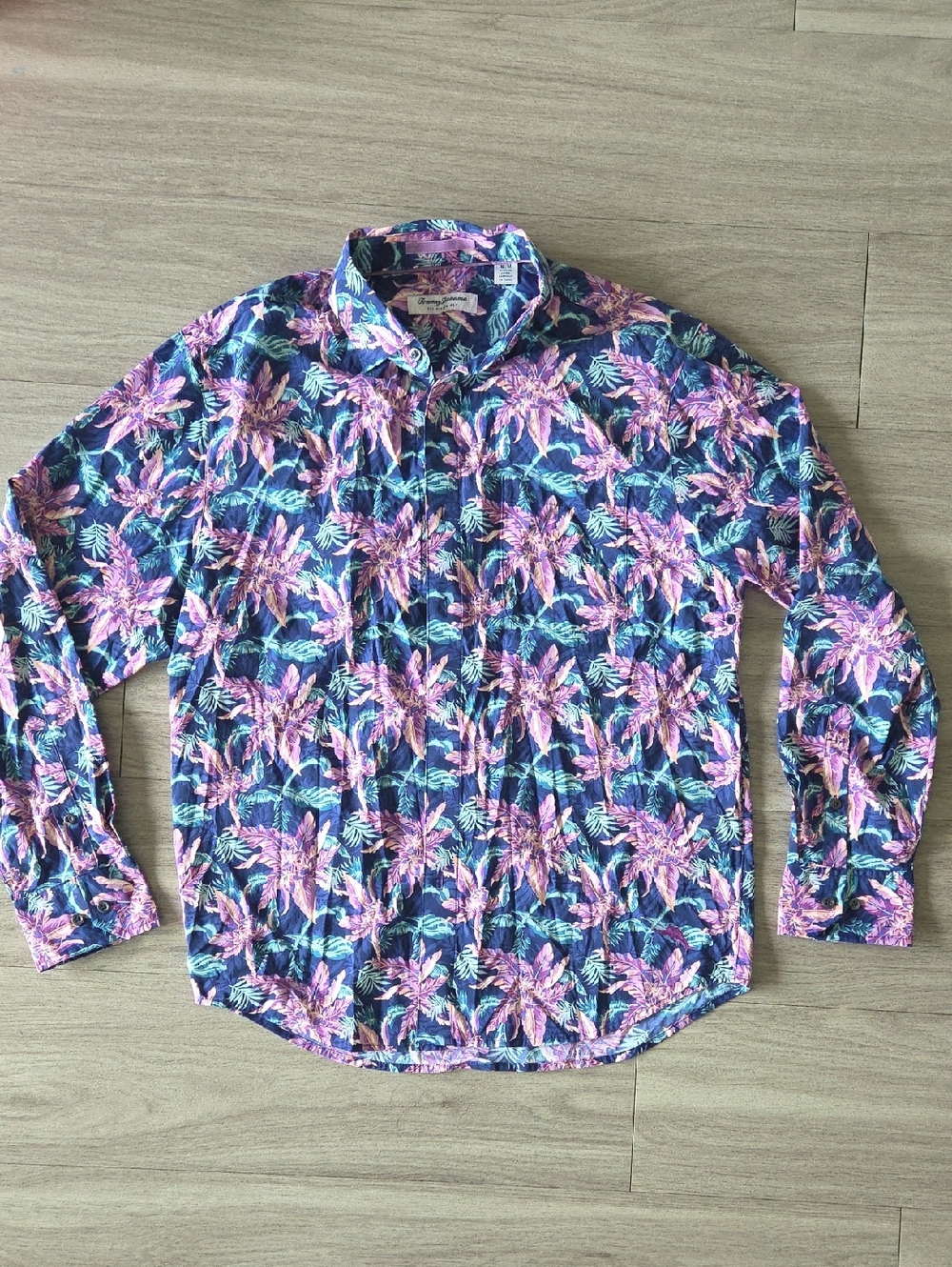 Men's Tommy Bahama Siesta Key Button Down Shirt. Size M. Like New